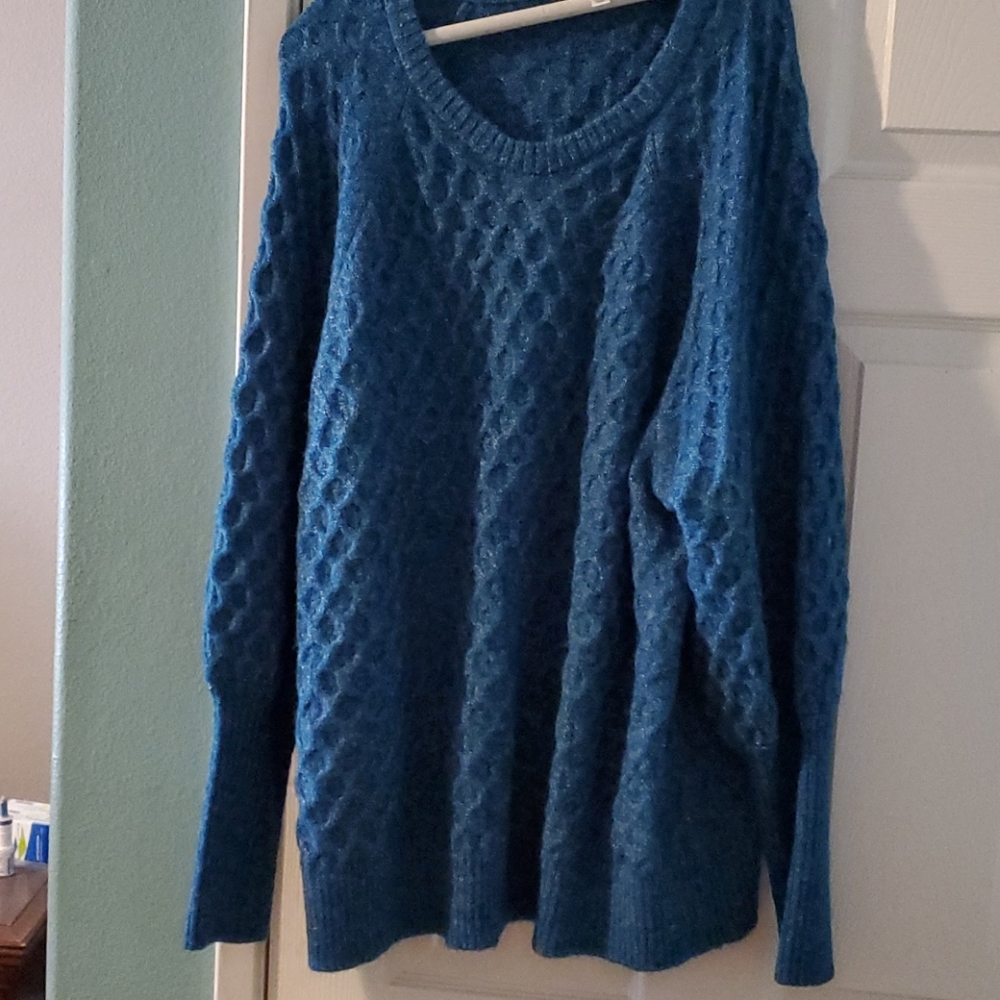 Sweater - Picture 2 of 2